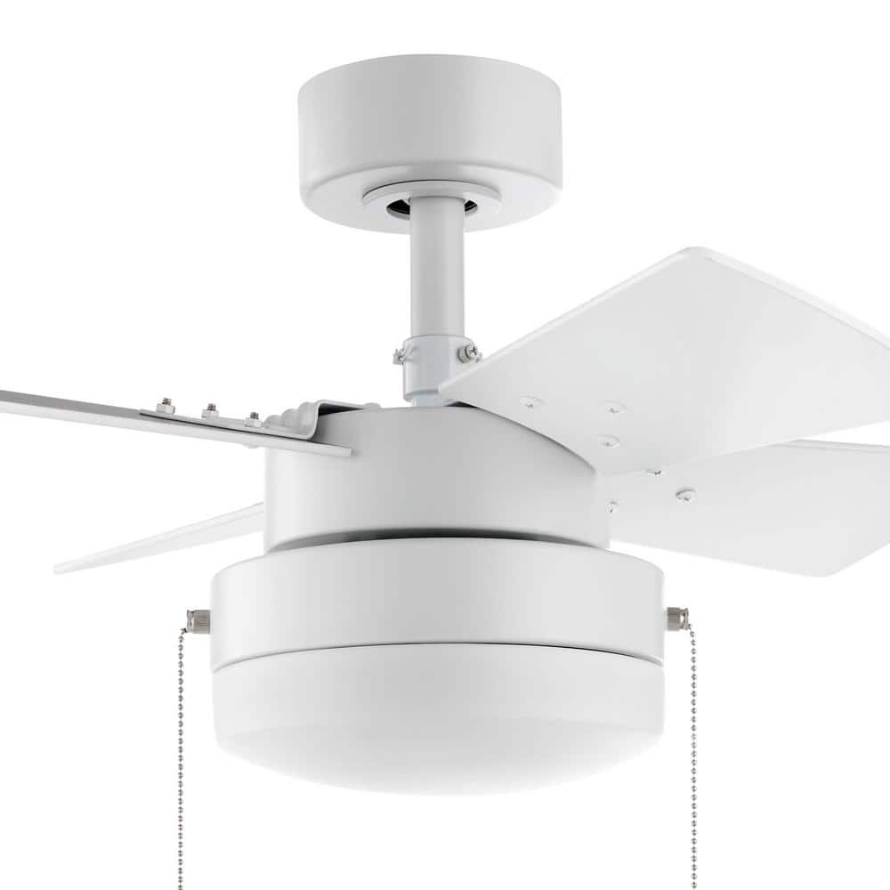 Hampton Bay Metarie II 24 in. Indoor Matte White Ceiling Fan with Light