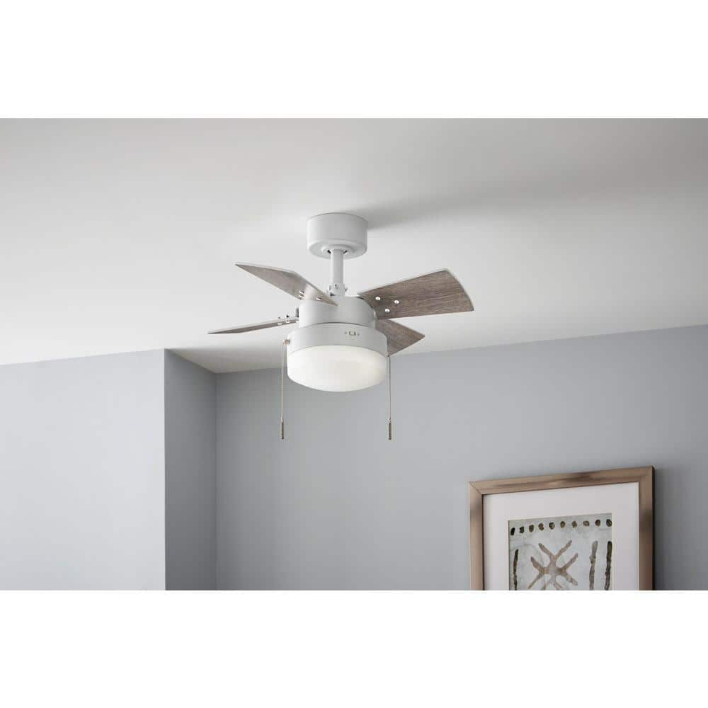 Hampton Bay Metarie II 24 in. Indoor Matte White Ceiling Fan with Light